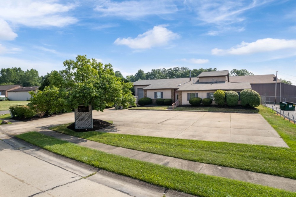 5,000+ Sq. Ft. Commercial Building Canal Fulton, OH KIKO Auctions